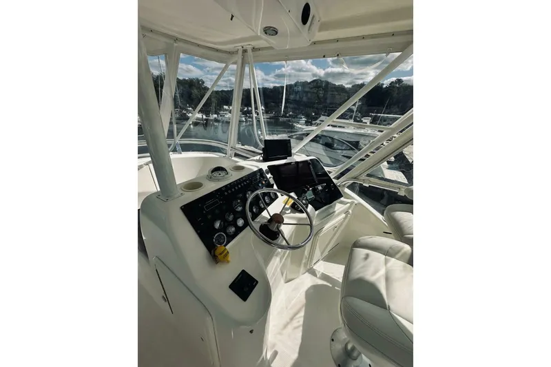 Slide: The Image of Riviera 40 2000 - 29