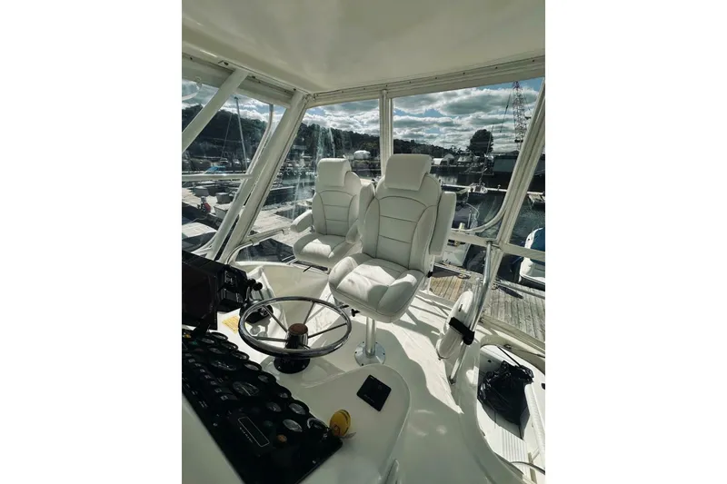 Slide: The Image of Riviera 40 2000 - 30