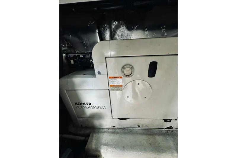 Slide: The Image of Riviera 40 2000 - 73