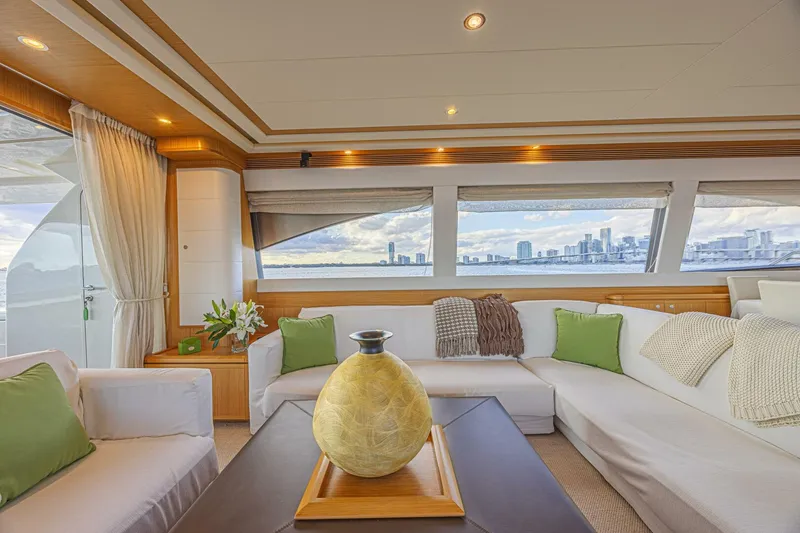Slide: The Image of Ferretti 830 2011 - 47