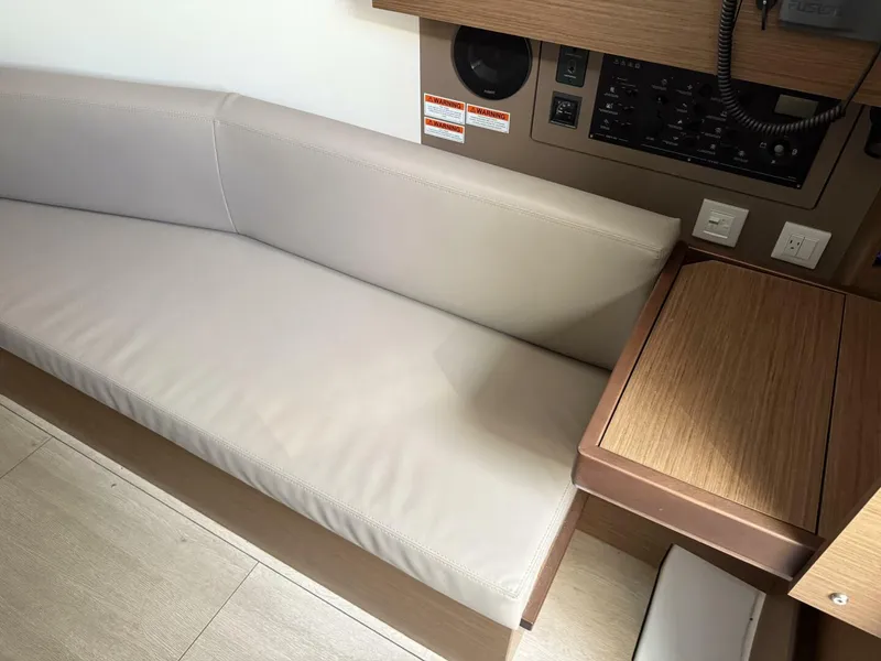 Slide: The Image of Beneteau 35.1 2021 - 12