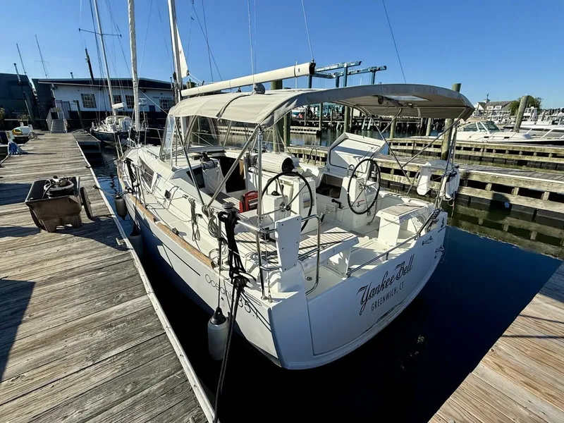 Slide: The Image of Beneteau 35.1 2021 - 2