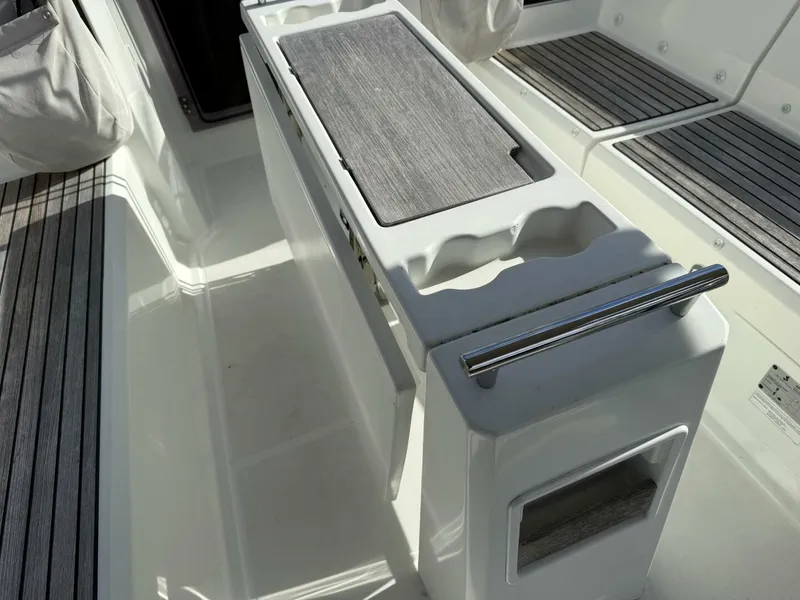 Slide: The Image of Beneteau 35.1 2021 - 3