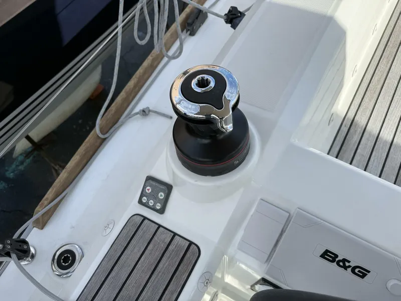 Slide: The Image of Beneteau 35.1 2021 - 4