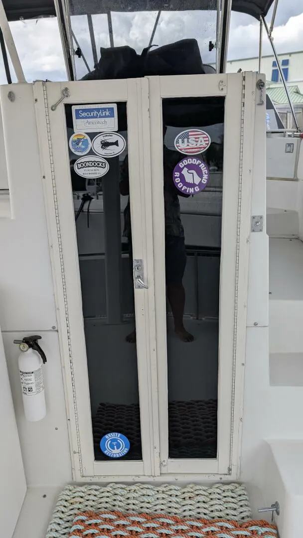 Slide: The Image of Carver Yachts 370 AFT CABIN 1994 - 16