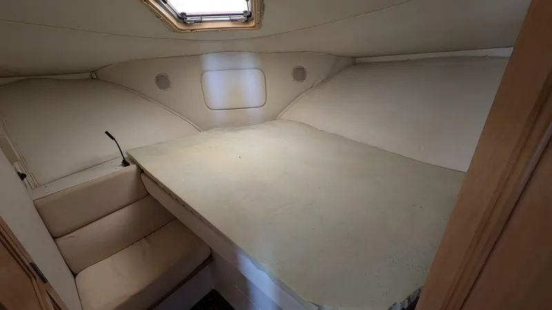 Slide: The Image of Carver Yachts 370 AFT CABIN 1994 - 27