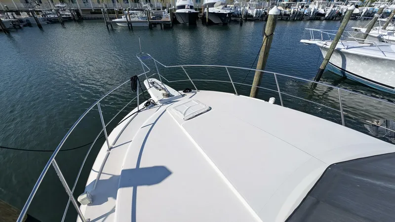 Slide: The Image of Carver Yachts 370 AFT CABIN 1994 - 3