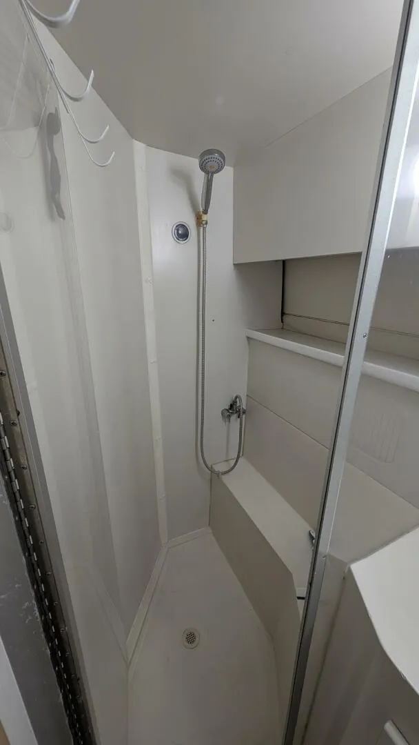 Slide: The Image of Carver Yachts 370 AFT CABIN 1994 - 40