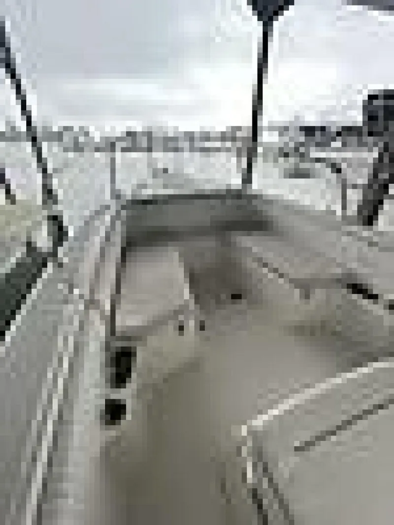 Slide: The Image of Boston Whaler 26 Outrage 2001 - 2
