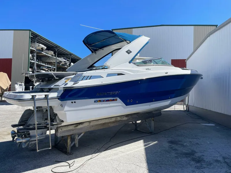 The Image of Monterey 328SS 2019 - 0