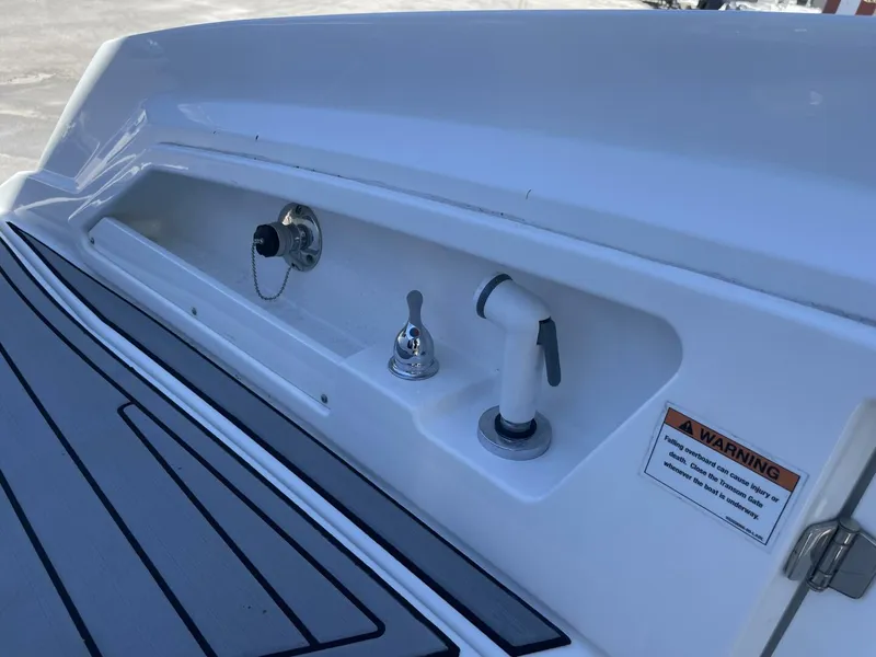Slide: The Image of Monterey 328SS 2019 - 21
