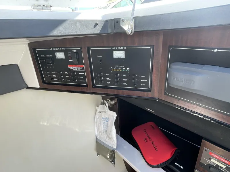 Slide: The Image of Monterey 328SS 2019 - 40
