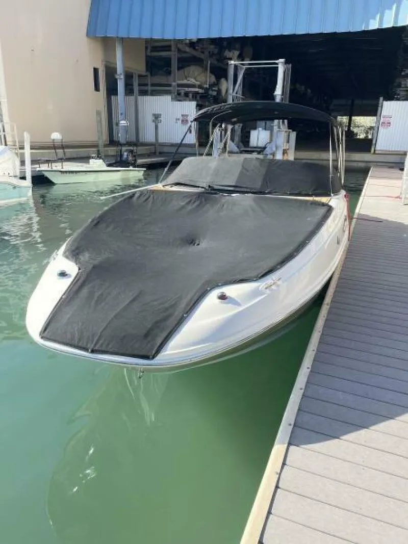 Slide: The Image of Sea Ray 260 SunDeck 2014 - 18