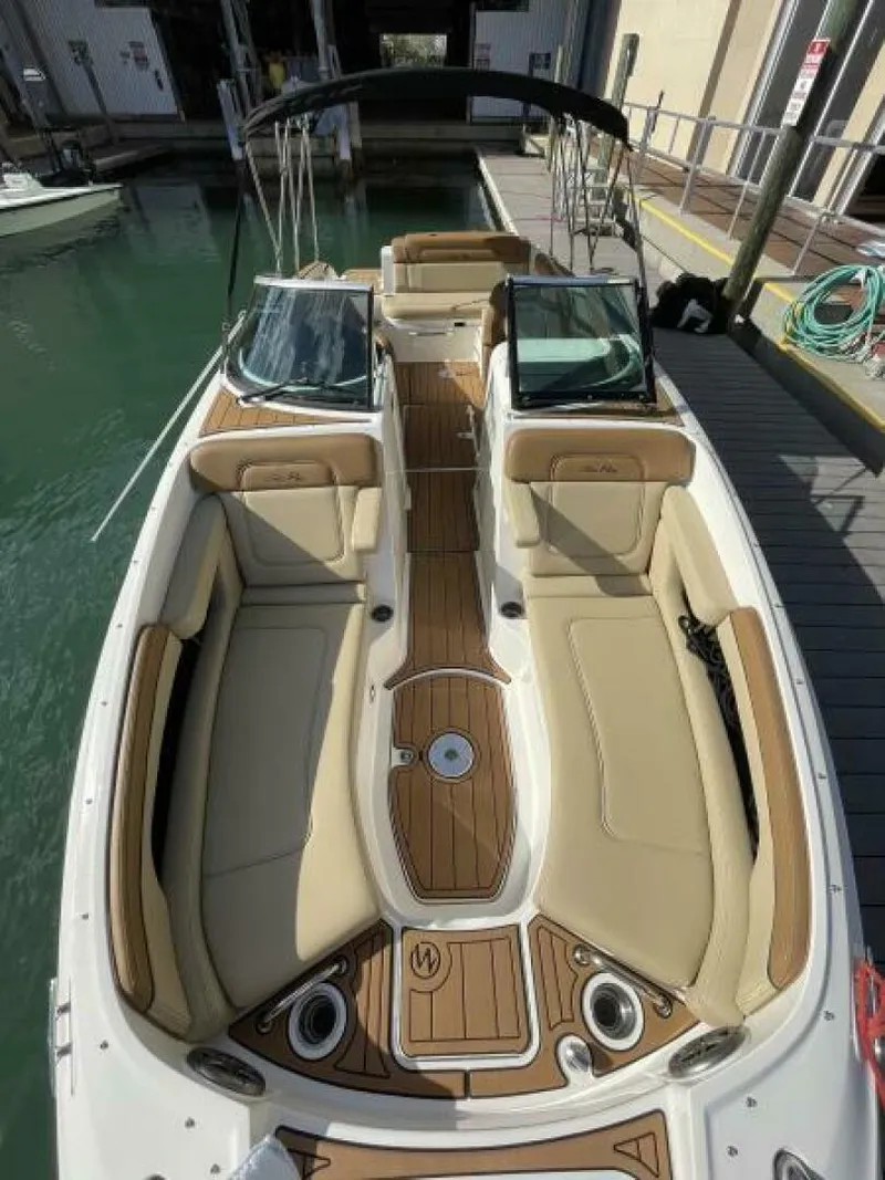 Slide: The Image of Sea Ray 260 SunDeck 2014 - 2