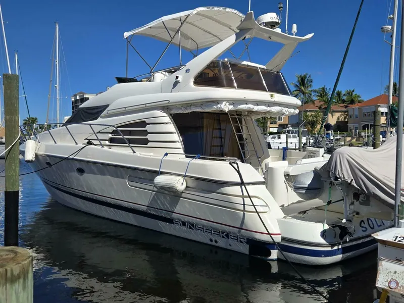 Slide: The Image of Sunseeker Manhattan 48 1997 - 2