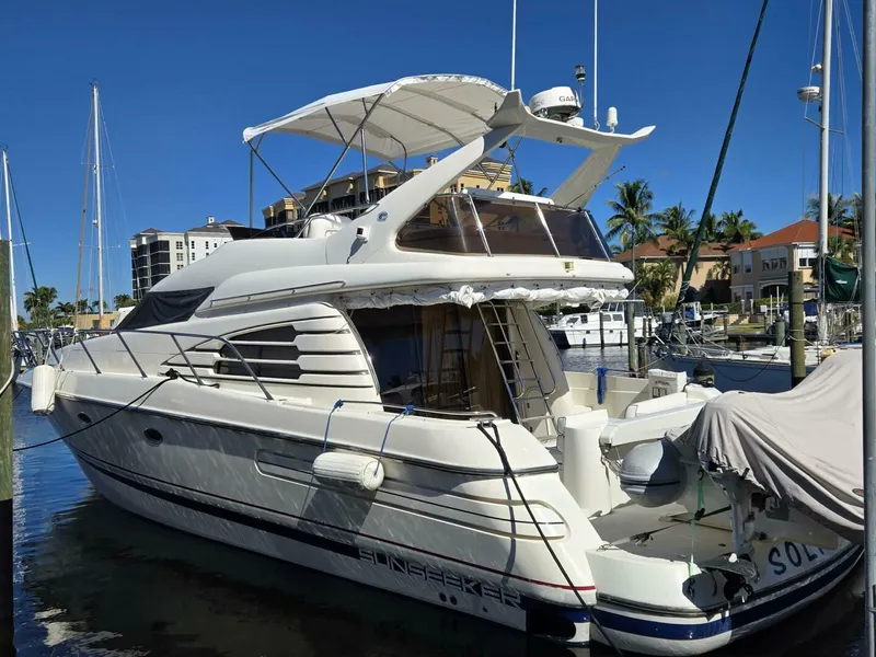 Slide: The Image of Sunseeker Manhattan 48 1997 - 3
