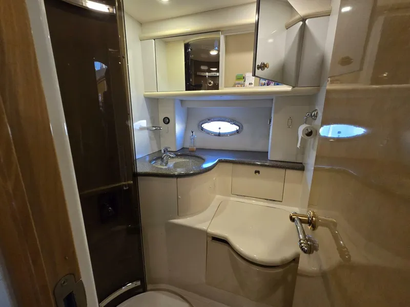 Slide: The Image of Sunseeker Manhattan 48 1997 - 38
