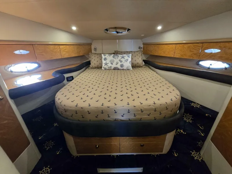 Slide: The Image of Sunseeker Manhattan 48 1997 - 42