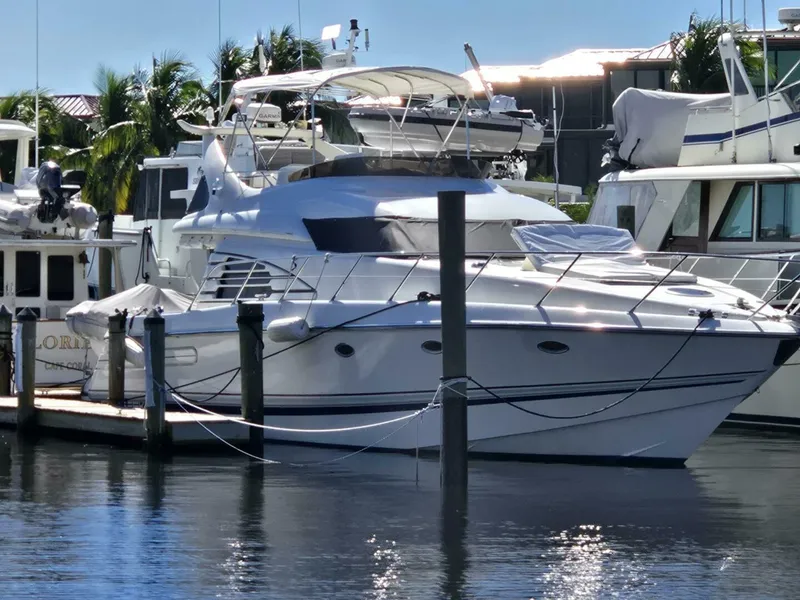 Slide: The Image of Sunseeker Manhattan 48 1997 - 7