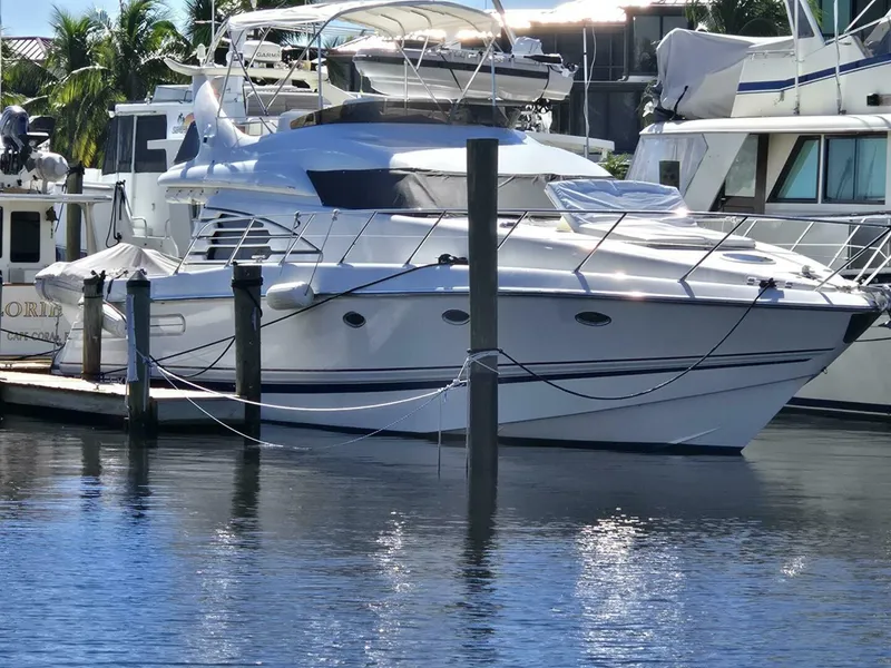 Slide: The Image of Sunseeker Manhattan 48 1997 - 8