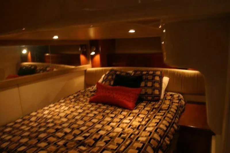Slide: The Image of Meridian 411 Sedan 2005 - 10