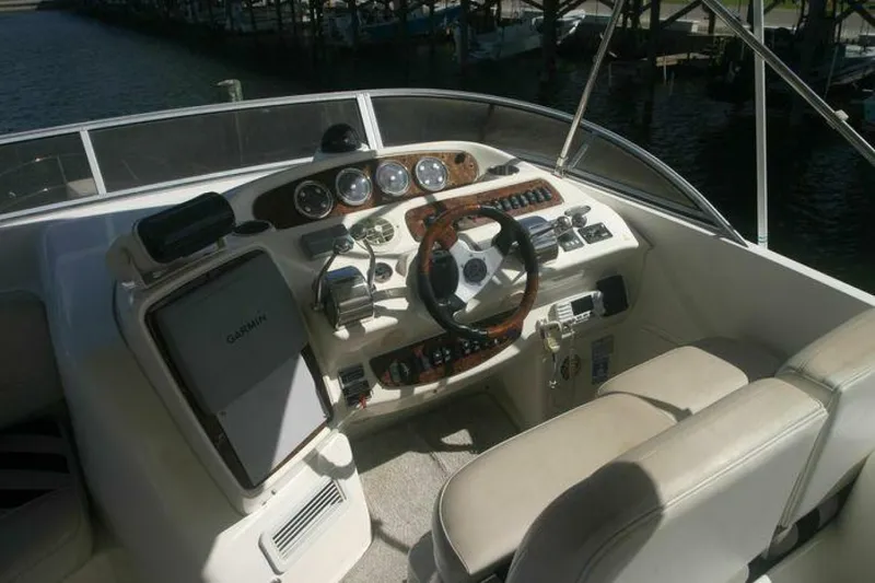 Slide: The Image of Meridian 411 Sedan 2005 - 3