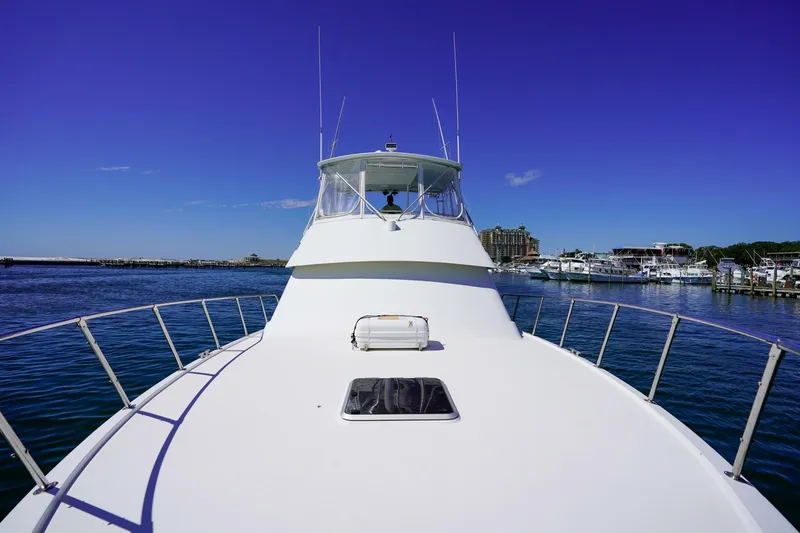 Slide: The Image of Hatteras 46 Convertible 1994 - 29