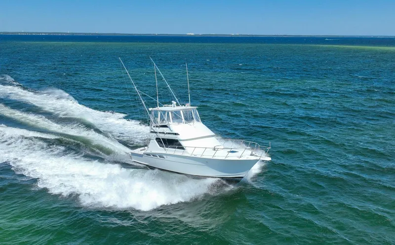 Slide: The Image of Hatteras 46 Convertible 1994 - 43