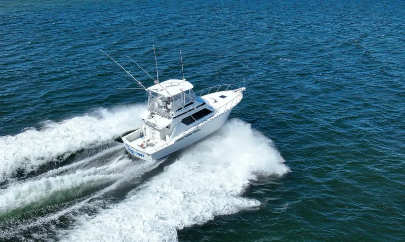 Slide: The Image of Hatteras 46 Convertible 1994 - 58