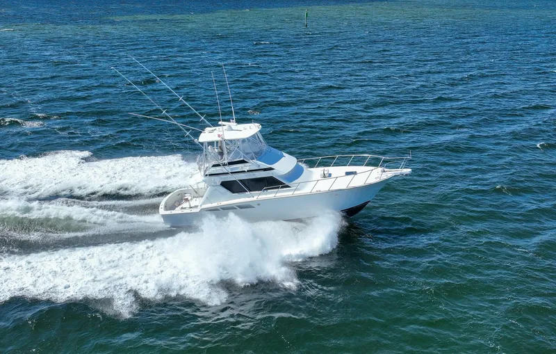 Slide: The Image of Hatteras 46 Convertible 1994 - 60