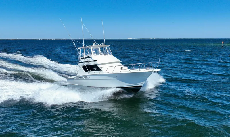 Slide: The Image of Hatteras 46 Convertible 1994 - 73