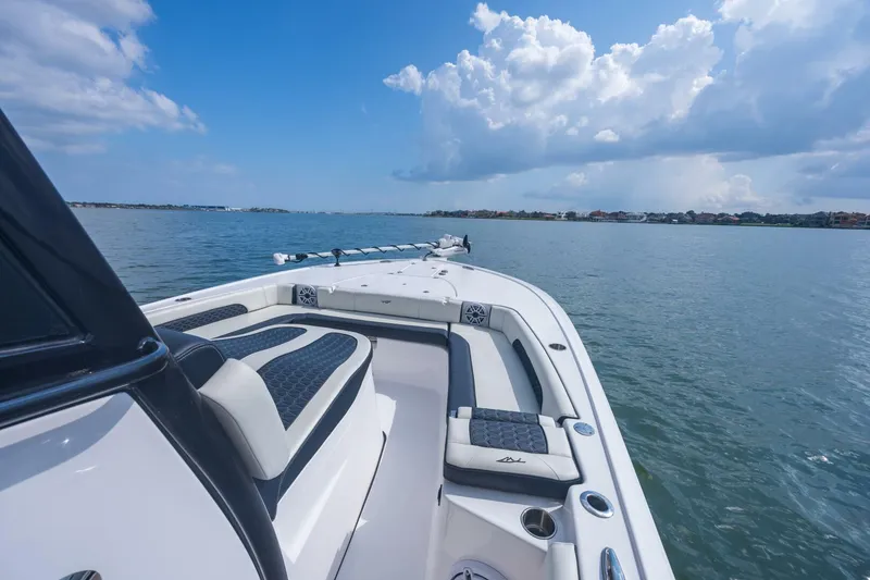 Slide: The Image of Tidewater 3100 Carolina Bay 2024 - 19