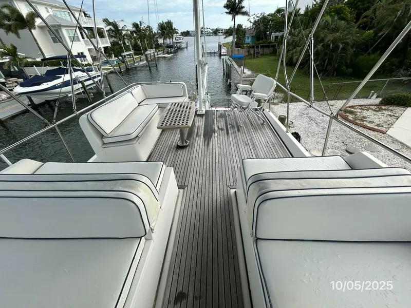 Slide: The Image of Grand Banks Classic 1995 - 17