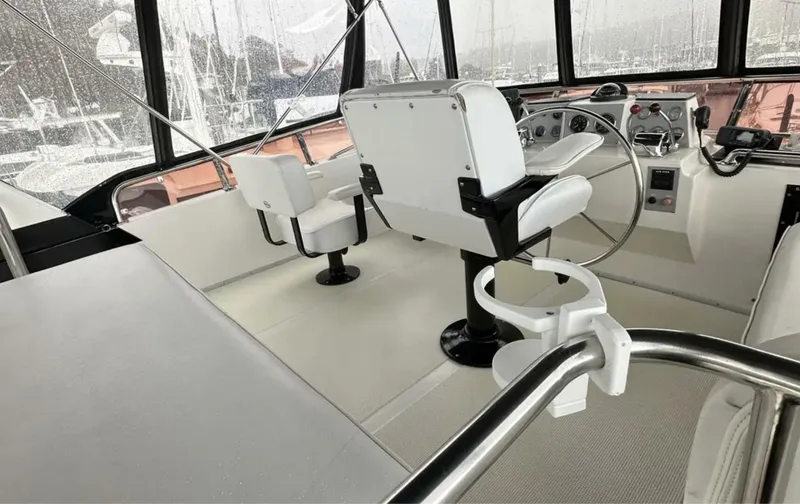 Slide: The Image of Ocean Alexander 42 Aft Cabin 1988 - 18