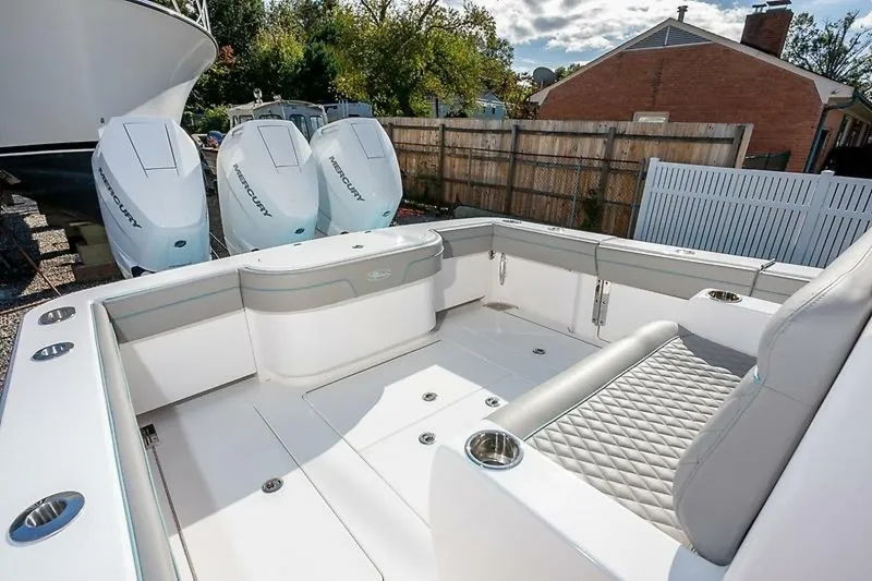Slide: The Image of Valhalla Boatworks 37 2025 - 10