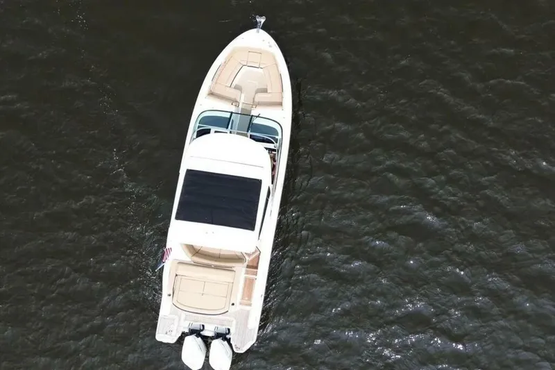 Slide: The Image of Sea Ray SLX 310 Outboard 2023 - 2