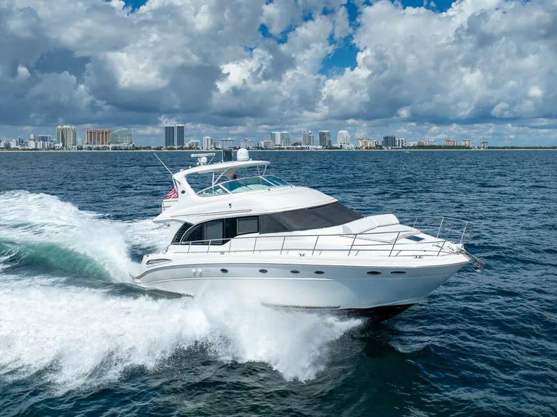 The Image of Sea Ray 540 Cockpit Motor Yacht 2001 - 0