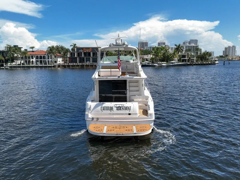 Slide: The Image of Sea Ray 540 Cockpit Motor Yacht 2001 - 10