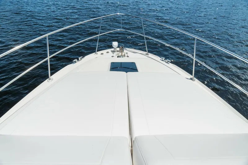 Slide: The Image of Sea Ray 540 Cockpit Motor Yacht 2001 - 8