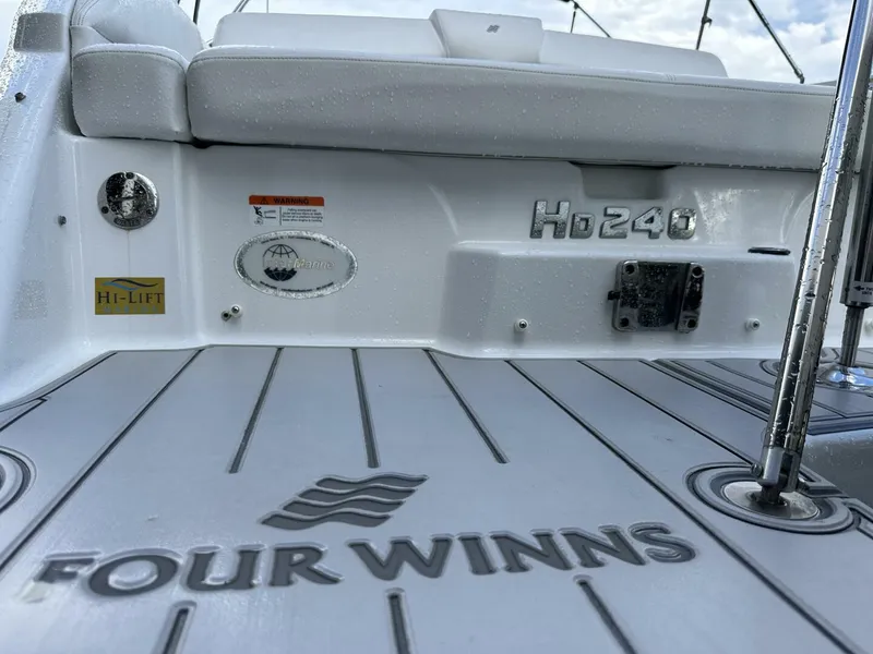 Slide: The Image of Four Winns HD 240 OB 2020 - 77