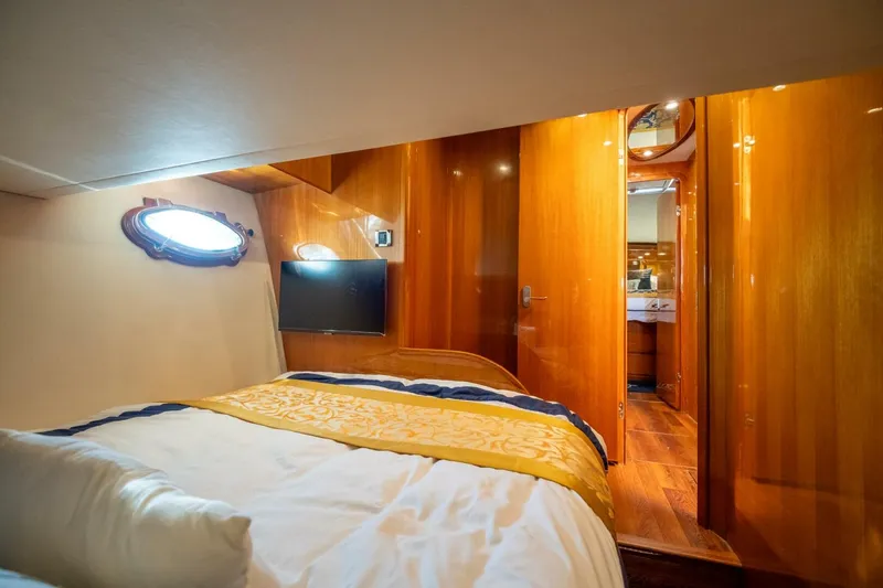 Slide: The Image of Ocean Alexander 52 Sedan 2007 - 26