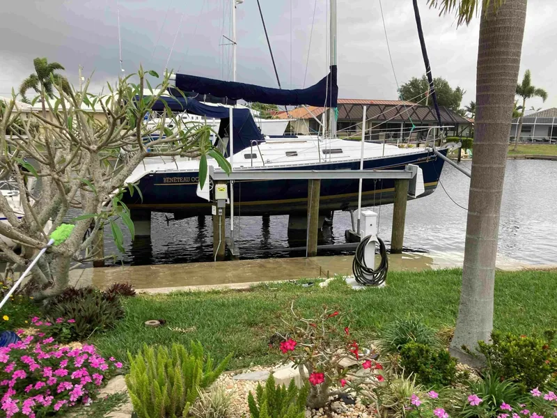 The Image of Beneteau Oceanis 311 2000 - 0