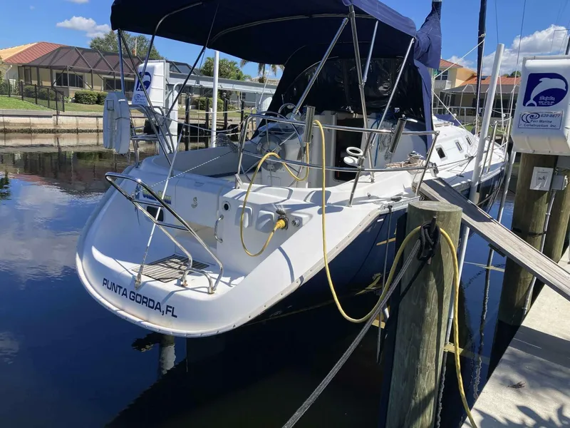Slide: The Image of Beneteau Oceanis 311 2000 - 2