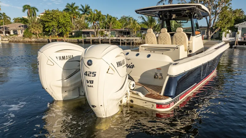 Slide: The Image of Chris-Craft Catalina 34 2020 - 3