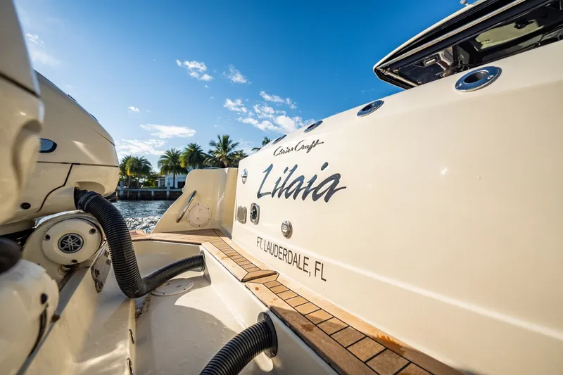 Slide: The Image of Chris-Craft Catalina 34 2020 - 6