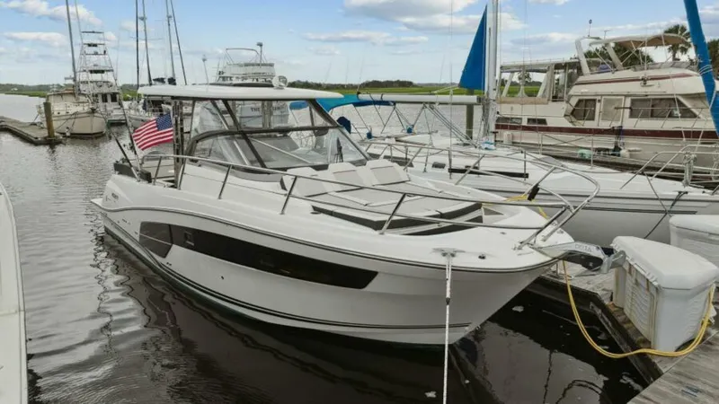The Image of Jeanneau Leader 10.5 2022 - 0