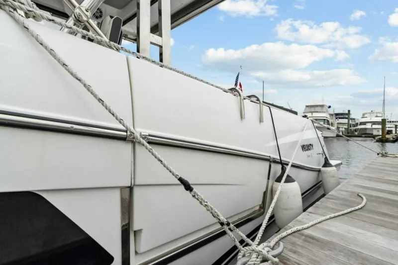 Slide: The Image of Jeanneau Leader 10.5 2022 - 13