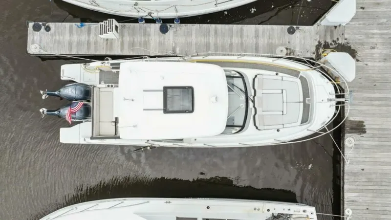 Slide: The Image of Jeanneau Leader 10.5 2022 - 5
