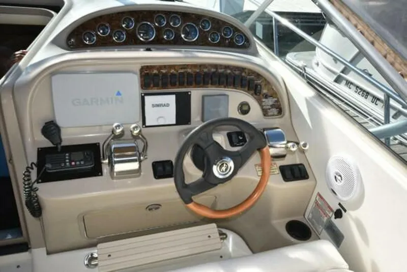 Slide: The Image of Sea Ray 290 Amberjack 2002 - 21