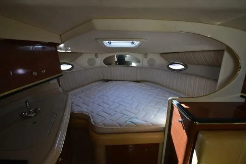 Slide: The Image of Sea Ray 290 Amberjack 2002 - 26